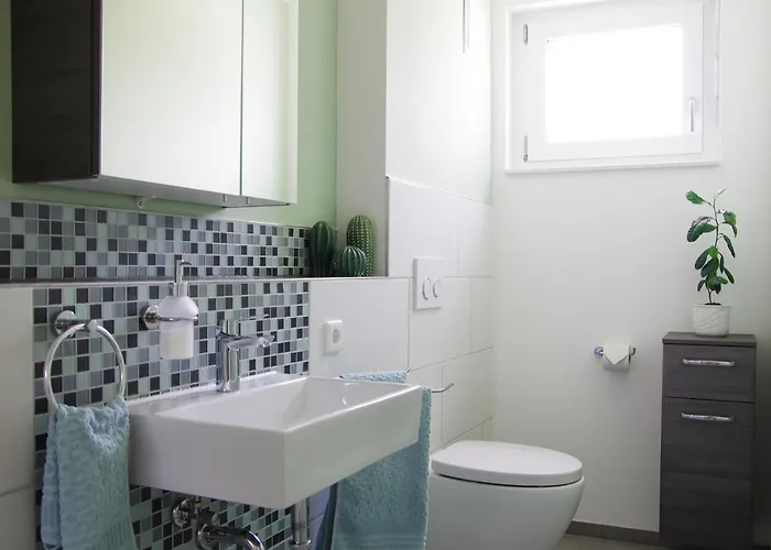 541 莱茵河畔洛尔希