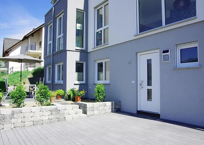 541 莱茵河畔洛尔希